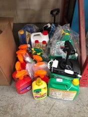 QUANTITY OF GARDEN ITEMS TO INCLUDE RESOLVA PATH AND DRIVE WEED KILLER 1L - COLLECTION ONLY - LOCATION BACK RACK