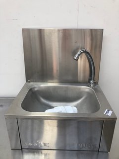 VOGUE KNEE OPERATED SINK IN STAINLESS STEEL RRP - £350: LOCATION - B5