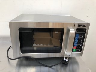 BUFFALO 25L 1000W PROGRAMMABLE MICROWAVE RRP - £199: LOCATION - B5