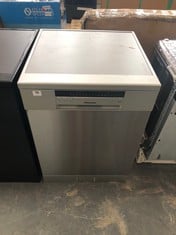 HISENSE FULL SIZE DISHWASHER IN SILVER - MODEL NO. HS60240XUK - RRP £240 (COLLECTION OR OPTIONAL DELIVERY)