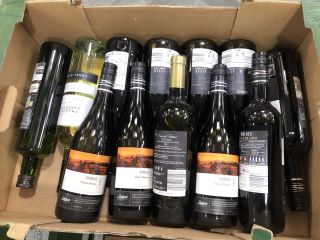 12 X BOTTLES OF MOUNT BENSON SHIRAZ (PLEASE NOTE: 18+YEARS ONLY. STRICTLY NO COURIER REQUESTS. COLLECTIONS FROM BA SALEROOM FROM MONDAY 3RD - FRIDAY 7TH JUNE 2024 ONLY)
