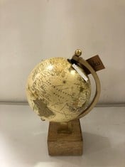 KENDA DECORATIVE GLOBE - NATURAL - SMALL (KG4501) - RRP £95 (COLLECTION OR OPTIONAL DELIVERY)