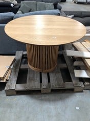 JOHN LEWIS TRESTLE PEDESTAL DINING TABLE IN WOOD RRP £699 (KERBSIDE PALLET DELIVERY) (COLLECTION OR OPTIONAL DELIVERY) (KERBSIDE PALLET DELIVERY)