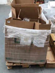 PALLET OF ASSORTED ITEMS TO INCLUDE HELLA RECTANGULAR JUMBO HALOGEN SPOTLIGHT IFE008773-041 - RRP Â£187 (COLLECTION OR OPTIONAL DELIVERY) (KERBSIDE PALLET DELIVERY)