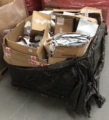 PALLET OF ASSORTED ITEMS TO INCLUDE FUTURO WRIST BRACER (COLLECTION OR OPTIONAL DELIVERY) (KERBSIDE PALLET DELIVERY)