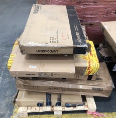 PALLET OF ASSORTED ITEMS / FURNITURE TO INCLUDE VASAGLE COMPUTER DESK - MODEL NO. LWD045B01 (COLLECTION OR OPTIONAL DELIVERY) (KERBSIDE PALLET DELIVERY)