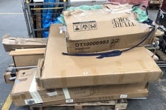 PALLET OF ASSORTED FURNITURE / PARTS TO INCLUDE 9 SEATER RATTAN GARDEN FURNITURE SET (BOX 3/3, PART ONLY) (COLLECTION OR OPTIONAL DELIVERY) (KERBSIDE PALLET DELIVERY)