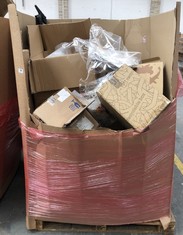 PALLET BOX OF ASSORTED ITEMS TO INCLUDE FLORAL HALLWAY RUG RUNNER (COLLECTION OR OPTIONAL DELIVERY) (KERBSIDE PALLET DELIVERY)