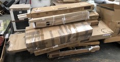 PALLET OF ASSORTED FURNITURE TO INCLUDE RIANO 6 DRAWER CHEST (COLLECTION OR OPTIONAL DELIVERY) (KERBSIDE PALLET DELIVERY)