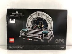 LEGO 75352 STAR WARS EMPEROR'S THRONE ROOM DIORAMA (DELIVERY ONLY)