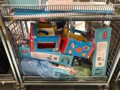 APPROX. 8 X ASSORTED CHILDREN'S TOYS TO INCLUDE FISHER-PRICE MIX & LEARN DJ TABLE (DELIVERY ONLY)