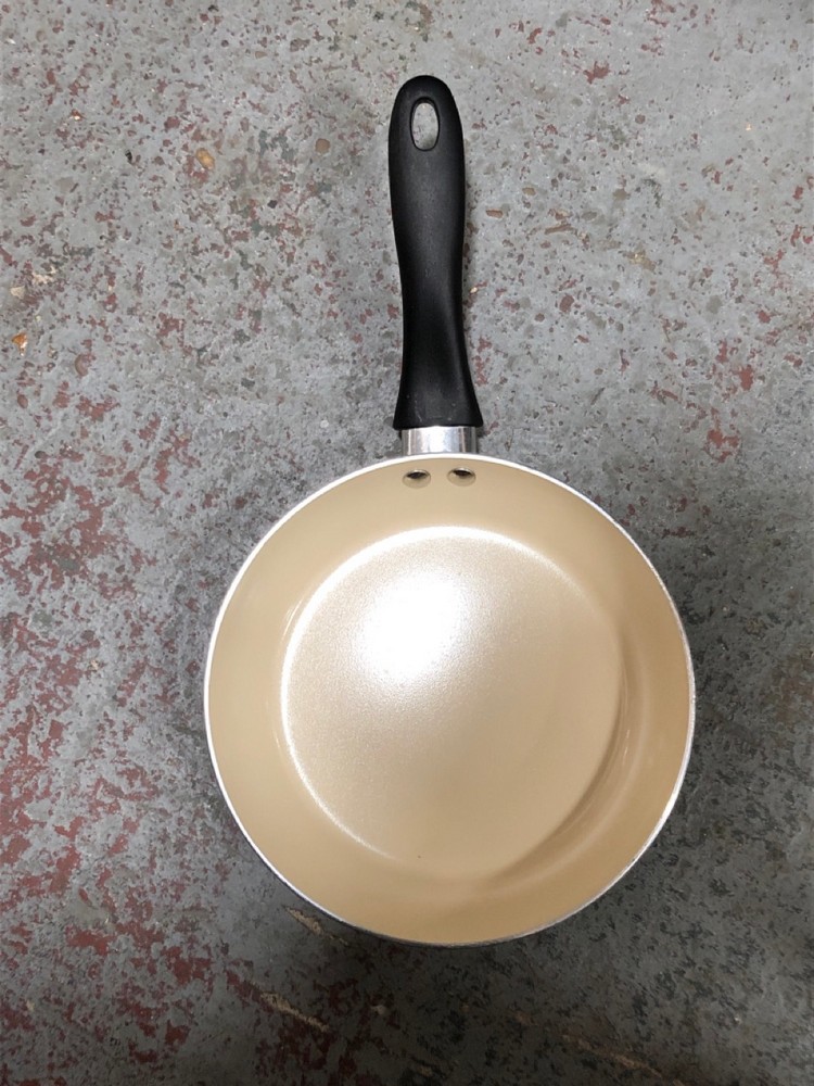 John Pye Auctions TEFAL NONSTICK CHAPATI PAN TO INCLUDE CERAMIC NON