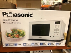 PANASONIC 20L 800W MICROWAVE OVEN WHITE NN-E27JWM (DELIVERY ONLY)