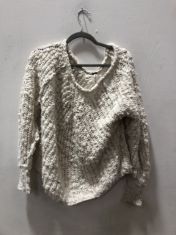 X20 WOMEN’S ASSORTED CLOTHING SIZE SMALL TO INCLUDE WHITE KNITTED JUMPER. (DELIVERY ONLY)