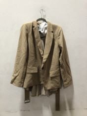 X20 WOMEN’S ASSORTED CLOTHING SIZE LARGE TO INCLUDE BEIGE JACKET. (DELIVERY ONLY)