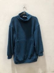 X20 WOMEN’S ASSORTED CLOTHING SIZE XS TO INCLUDE BLUE JUMPER . (DELIVERY ONLY)