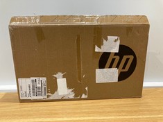 HP STREAM 11 LAPTOP IN WHITE AND SILVER. (WITH BOX). INTEL, [JPTC67803]