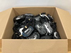 ROCCAT BOX OF ITEMS TO INCLUDE MOUSES PC ACCESSORIES IN BLACK. (UNIT ONLY) [JPTC67710]