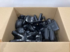 ROCCAT BOX OF ASSORTED MOUSE'S AND HOLDERS TECH ACCESSORIES. (UNIT ONLY) [JPTC67718]