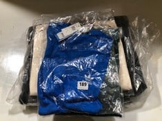 5 X ASSORTED CLOTHING TO INCLUDE ADIDAS T-SHIRT BLUE SIZE SM (DELIVERY ONLY)
