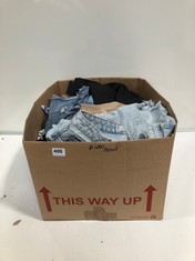 BOX OF ASSORTED ADULT CLOTHING TO INCLUDE DENIM CO. LIGHT STONEWASH SHORTS SIZE 10 (DELIVERY ONLY)