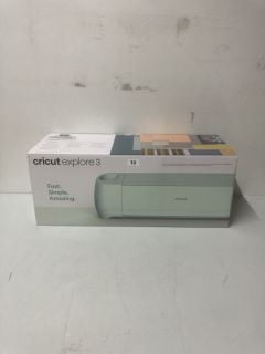 CRICUT EXPLORE 3 SMART CUTTING MACHINE (BOXED) - RRP.£279