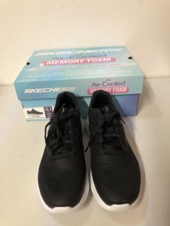 PAIR OF SKECHERS AIR COOLED MEMORY FOAM WOMEN'S TRAINERS - SIZE UK 5