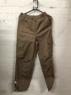 WOMEN'S DESIGNER CARGO TROUSERS IN BROWN - SIZE XS - RRP £157