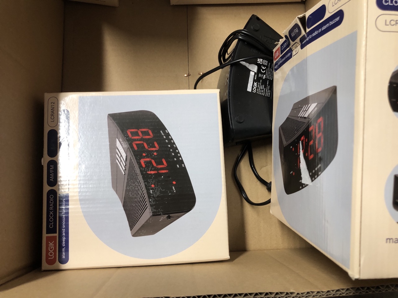 John Pye Auctions BOX OF ASSORTED LOGIK CLOCK RADIOS MODEL LCRAN12