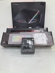 4 X MARS GAMING ITEMS INCLUDING MNBC5 NOTEBOOK COOLER .