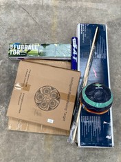 7 X ASSORTED ITEMS INCLUDING ELECTRIC DARTBOARD.