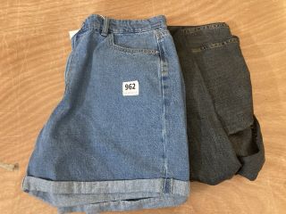 2 X ASSORTED JEANS INC BDG SIZES UNKNOWN