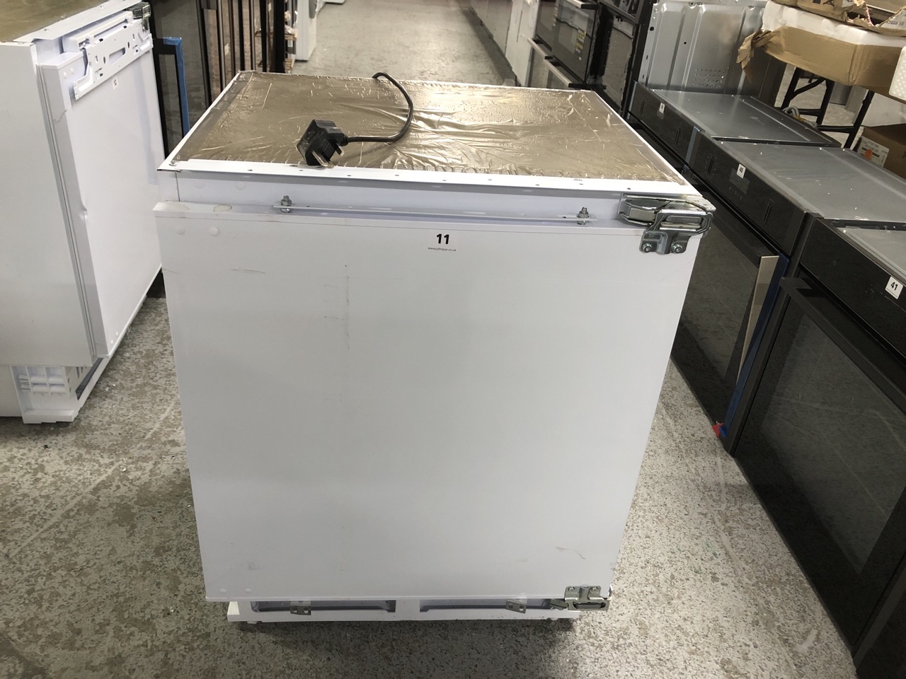 John Pye Auctions MATRIX INTEGRATED UNDERCOUNTER LARDER FRIDGE MODEL