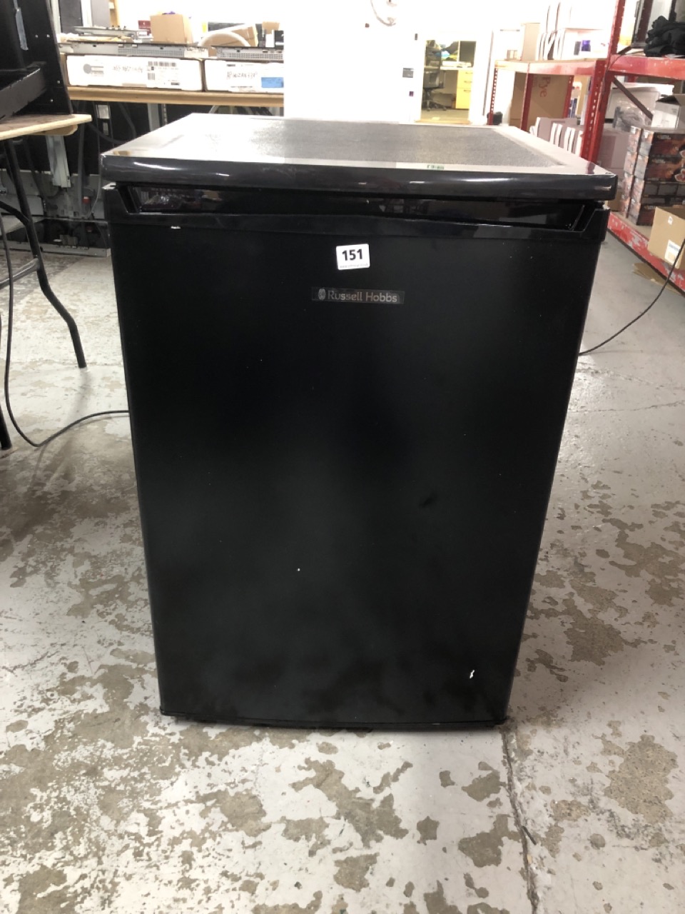 John Pye Auctions RUSSELL HOBBS 60L FREESTANDING FRIDGE (BLACK) MODEL
