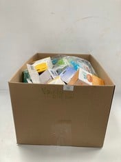BOX WITH A VARIETY OF BABY ITEMS OF VARIOUS MAKES AND MODELS INCLUDING MEDELA BRAND BREAST MILK STORAGE BAGS - LOCATION 6A.