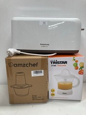 3 X KITCHEN ITEMS VARIOUS BRANDS INCLUDING TAURUS TOASTER - LOCATION 33B.