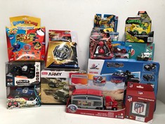 13 X VARIETY OF TOYS INCLUDING CARS TRUCK - LOCATION 38B.