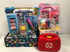 9 X ASSORTMENT OF TODDLER TOYS INCLUDING PEPPA PIG SOCKS - LOCATION 34B.