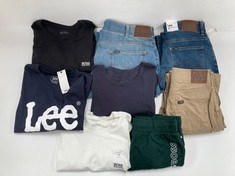 8 X GARMENTS OF VARIOUS BRANDS, SIZES AND MODELS INCLUDING HUGO BOSS T-SHIRT SIZE S - LOCATION 38A.