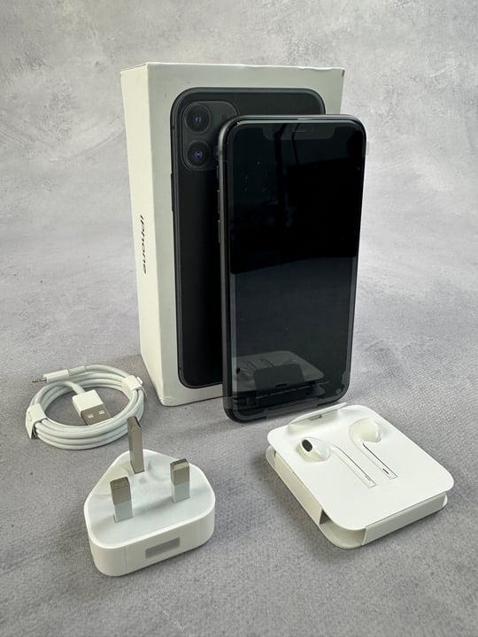 Apple iPhone 11  256Gb, Black: Model No A2221  [Jptn39475] (MPSS02846038)(VAT ONLY PAYABLE ON BUYERS PREMIUM)