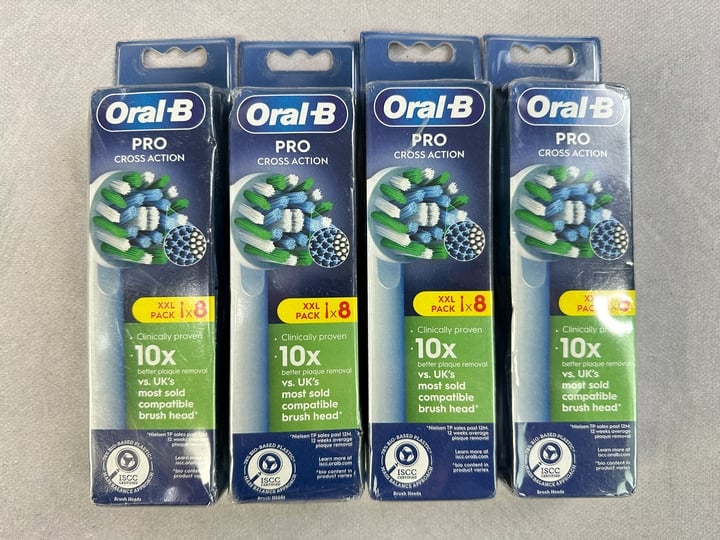 Oral-B Pro Cross Action Replacement Heads, 4x 8 Packs (VAT ONLY PAYABLE ON BUYERS PREMIUM) (MPSS03057262/3)