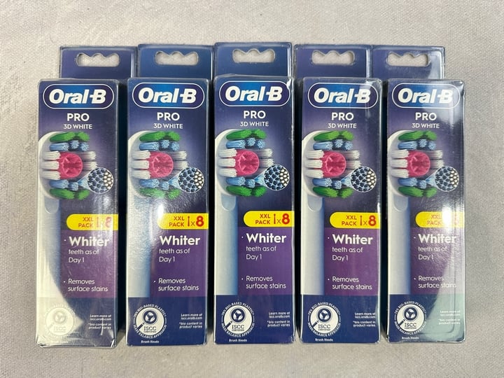 Oral-B Pro 3D White Replacement Heads, 5x 8 Packs (VAT ONLY PAYABLE ON BUYERS PREMIUM) (MPSS03057262/3)