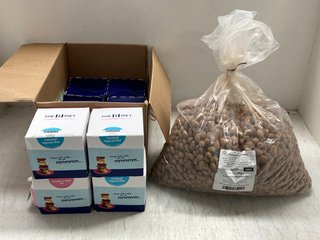 2 X BOXES OF THE 1:1 DIET CARAMEL POPCORN BARS: LOCATION - J11