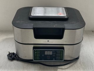 COOKS ESSENTIALS GRILL & AIR FRYER IN SILVER: LOCATION - J19