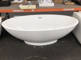 1700 X 800MM MODERN TWIN SKINNED DOUBLE ENDED FREESTANDING BATH WITH INTEGRAL CHROME SPRUNG WASTE & OVERFLOW - RRP £1458: LOCATION - B4