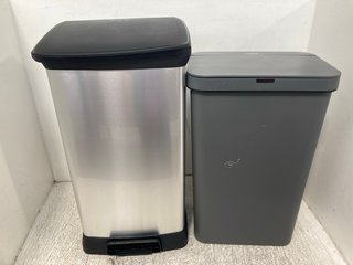 TOWER 50 LITRE SENSOR BIN IN GREY TO ALSO INCLUDE CURVER DECO 50 LITRE BIN IN SILVER: LOCATION - A15