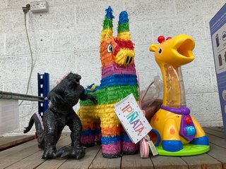 QTY OF ASSORTED CHILDRENS TOYS TO INCLUDE 'BURRO' DONKEY CHILDRENS PINATA: LOCATION - BR5