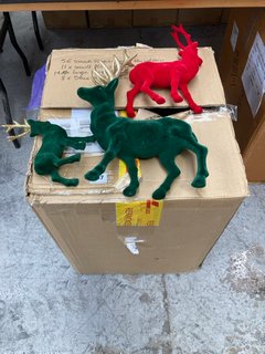 QTY OF MOSS/FELT COVERED CHRISTMAS STYLE STAG ORNAMENTS: LOCATION - BT3