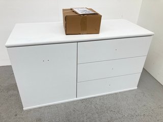 RIX DRESSER TABLE WITH 3 DRAWER + CUPBOARD IN WHITE - RRP £439: LOCATION - B1