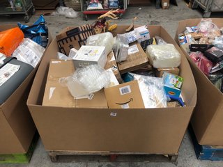 PALLET OF ASSORTED ITEMS TO INCLUDE TOMMEE TIPPEE TWIST AND CLICK NAPPY DISPOSAL SYSTEM: LOCATION - B8 (KERBSIDE PALLET DELIVERY)